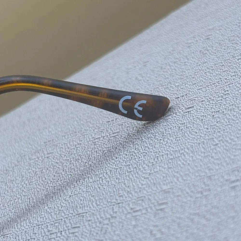 Foster Grant Sheila TOR Tortoise Shell Reading Glasses +1.50 Strength HD0921